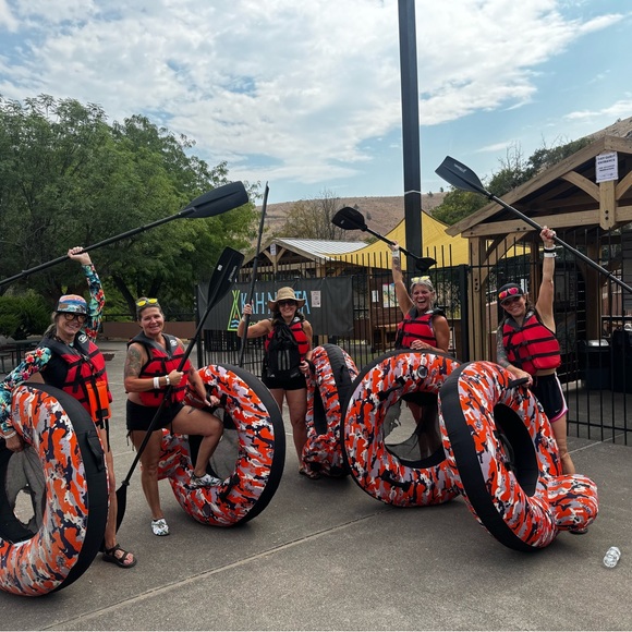 Meet your Posher, Reina - Picture 8 of 9